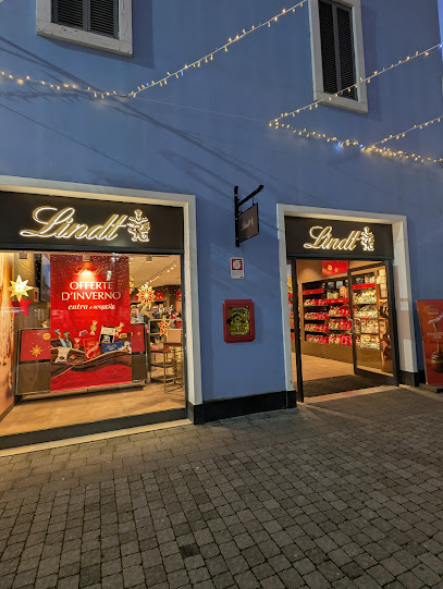 Lindt Chocolate Shop Cilento