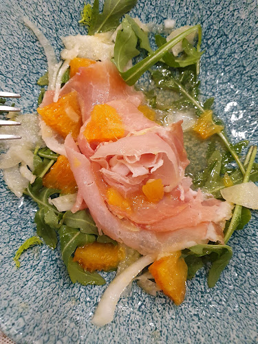 Comments and reviews of Sale & Pepe - Bar Trattoria