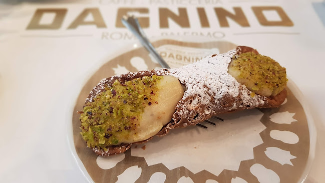 Comments and reviews of Dagnino
