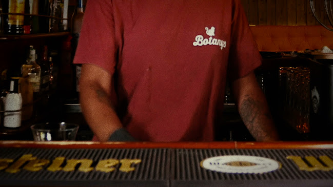 Opinii despre Botanys Cocktail & Restaurant în San Giorgio a Cremano - Ristorazione