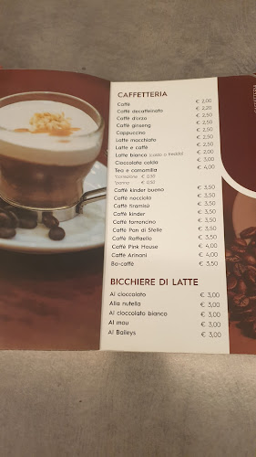 Comentarii opinii despre Pink House