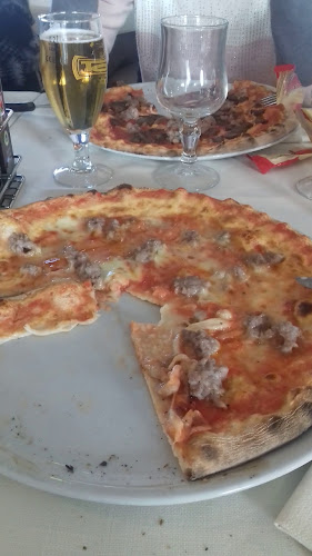 Opinii despre Ristorante Pizzeria Le Quattro Rose în San Felice Sul Panaro - Ristorazione