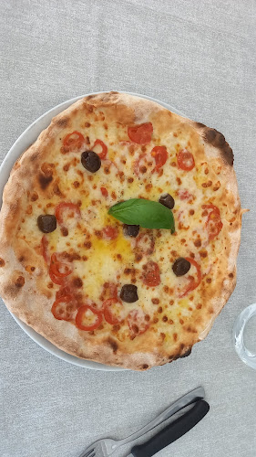 Pineta Pizza Club - Ristorazione