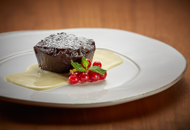 Via Arcangelo Ghisleri, 20144 Milano MI