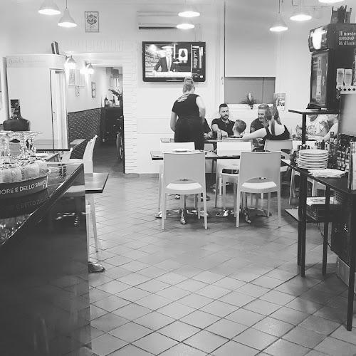 Opinii despre La Premiata Magenta în Bollate - Ristorazione