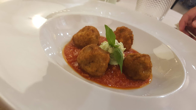 Via Mandralisca, 23, &, Via XXV Novembre, 22, 90015 Cefalù PA