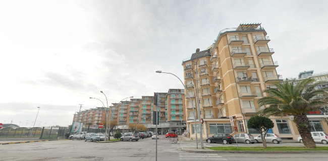 Opinii despre Raphael Beach în Civitanova Marche - Ristorazione