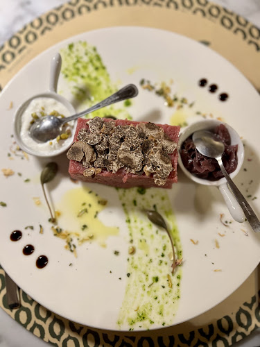 Via Degli Innocenti, 21, 53037 San Gimignano SI