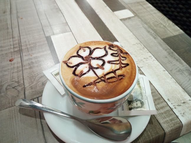 Opinii despre Andy'S Bar Di Boccucci Pasquale în Cavaria Con Premezzo - Ristorazione