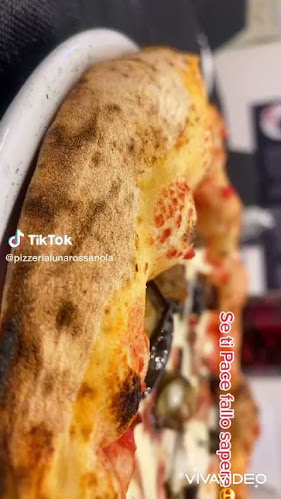 Opinii despre Pizzeria Luna Rossa în Nola - Ristorazione