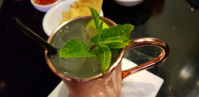 Comentarii opinii despre Black and White Cocktail Bar