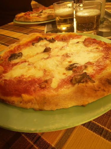 Totò Peppino e La Malafemmina - Ristorazione