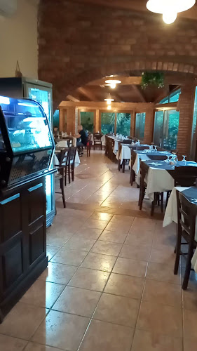 Opinii despre Trattoria Pizzeria La Quercia (2km da Tropea) în Santa Domenica - Ristorazione