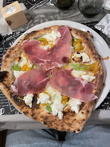 Comentarii opinii despre L'Arte Della Pizza Napoletana