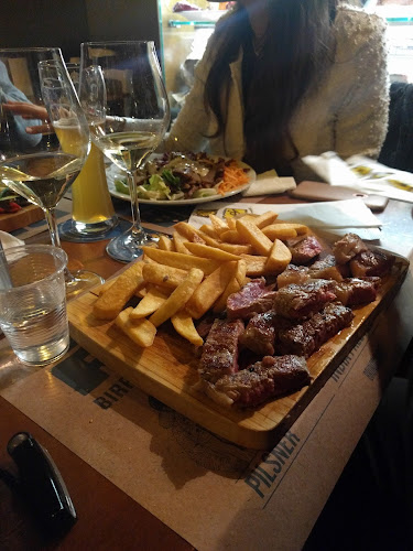 Comentarii opinii despre Barrel44 Pub Bistrot