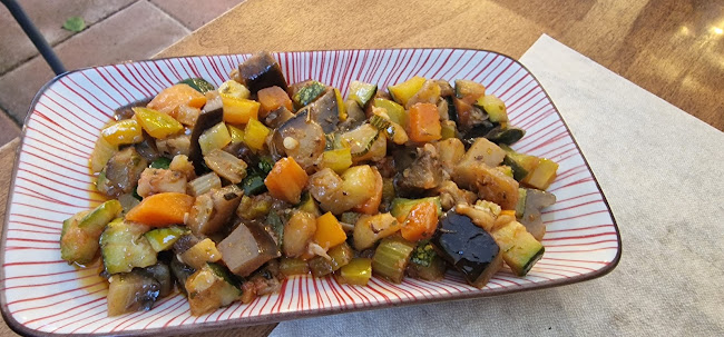 https://www.facebook.com/CasaleOsteria/