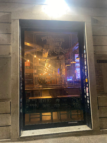 Draft Tap Bar - Roma