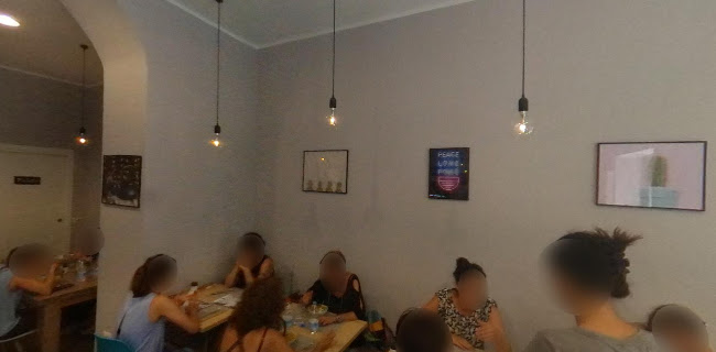 Comentarii opinii despre J cafe