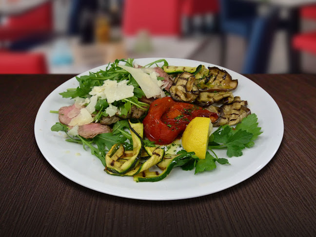 Playground Pizzeria - Steak House