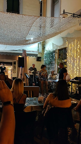 Opinii despre MOLO 33 Ristorante Pizzeria a Brindisi în Brindisi - Ristorazione