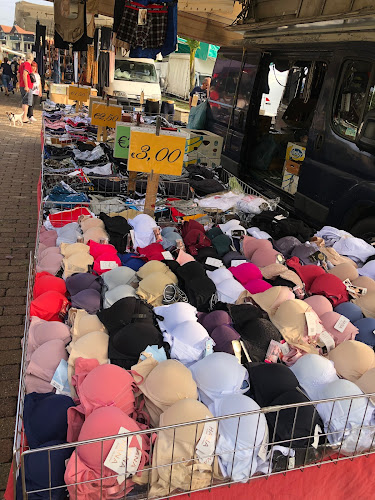 Opinii despre Area mercato în Somma Lombardo - Ristorazione