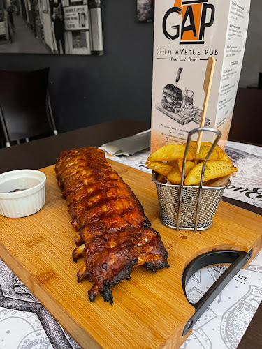 Opinii despre Gold Avenue Pub în Legnano - Ristorazione