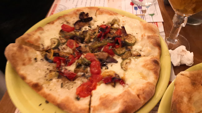 Opinii despre Vecchio Mattatoio Tabacchi ristorante pizzeria în Lamezia Terme - Ristorazione