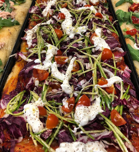 Bakery-Pizzeria Dolceria Caffetteria - Ristorazione