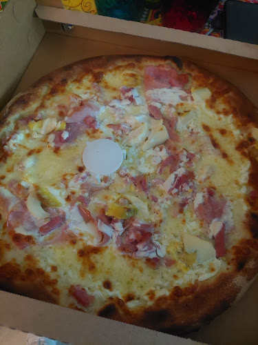 Comments and reviews of Euro Pizza