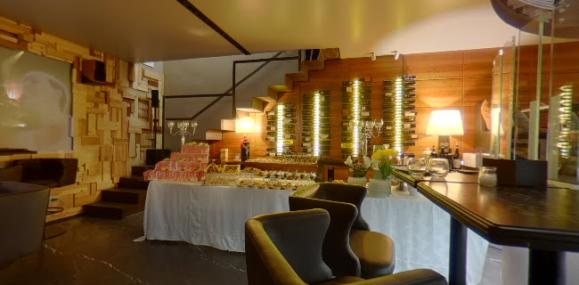 Ribò Two - Wine, Drink & Food. Aperitif Lounge.