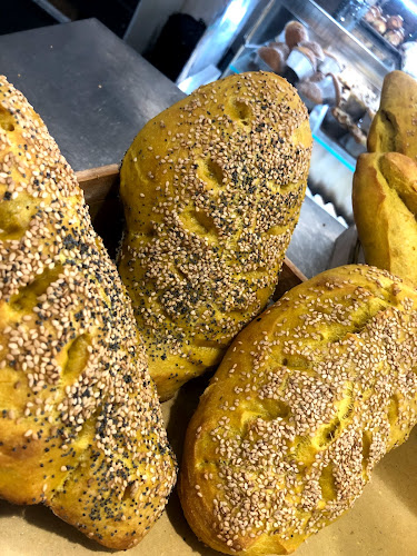 Bakery-Pizzeria Dolceria Caffetteria - Ristorazione