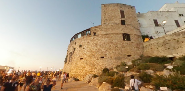 Via Gaspare Petrarolo, 38, 72017 Ostuni BR