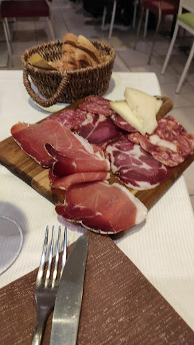 Opinii despre Ciccia House în Avezzano - Ristorazione