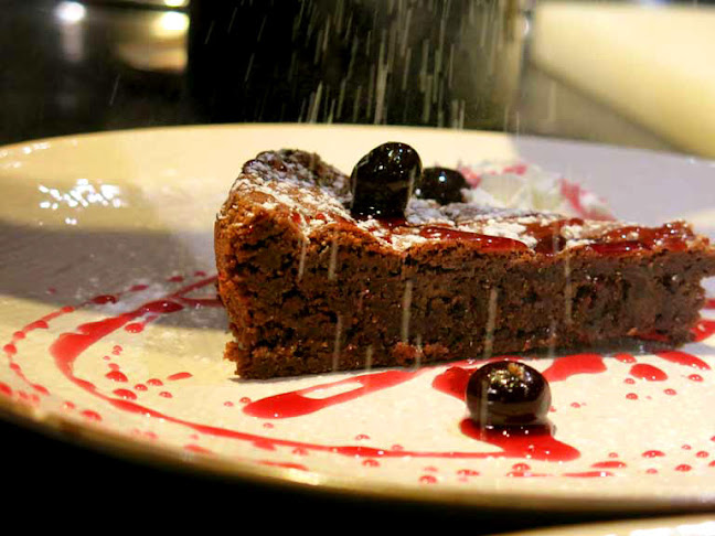 Opinii despre Pizzeria Fabbrica Pizza - Busto Arsizio în Busto Arsizio - Ristorazione