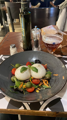 Piazza Pontida, 27, 24122 Bergamo BG