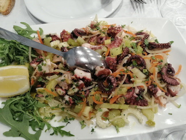 Villa Martinez Ristorante Pizzeria Braceria - Casa Santa