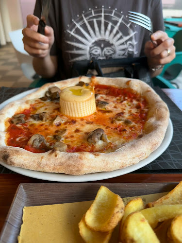 Opinii despre Pineta Pizza Club în Trieste - Ristorazione