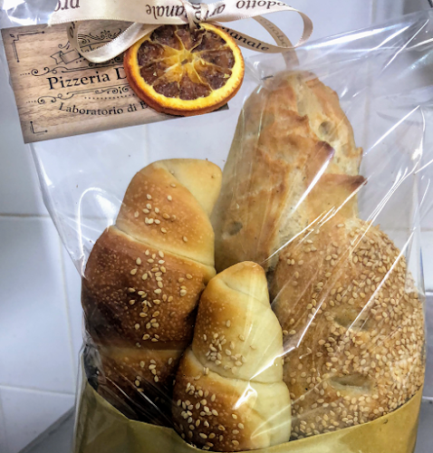 Opinii despre Bakery-Pizzeria Dolceria Caffetteria în Grottaferrata - Ristorazione