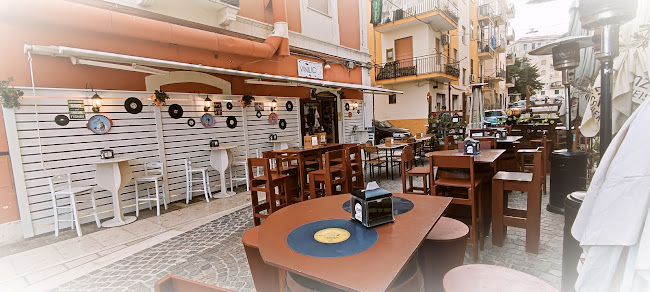 Vinilico Wine Bar