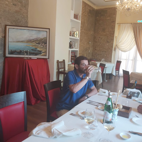 ME Restaurant - Ristorazione