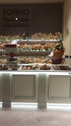 Comentarii opinii despre Forno Pasticceria San Marino di Ballestrazzi Silvia e Guerzoni Cristian & C. S.n.c.