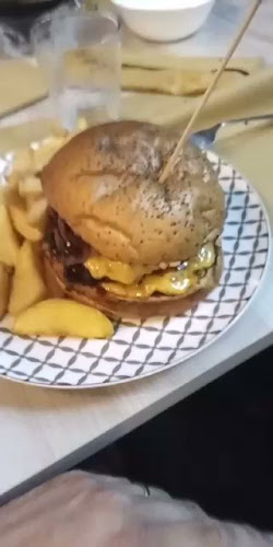 Opinii despre One Way Risto Pub în Racale - Ristorazione