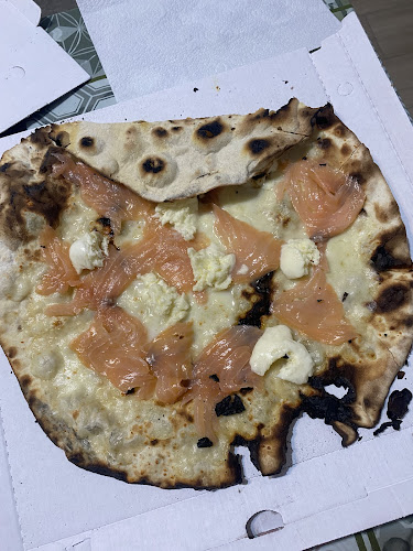 Comentarii opinii despre L'angolo Della pizza