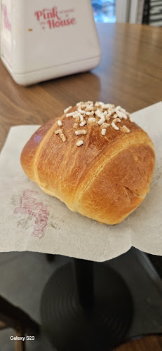 Comentarii opinii despre Pink House