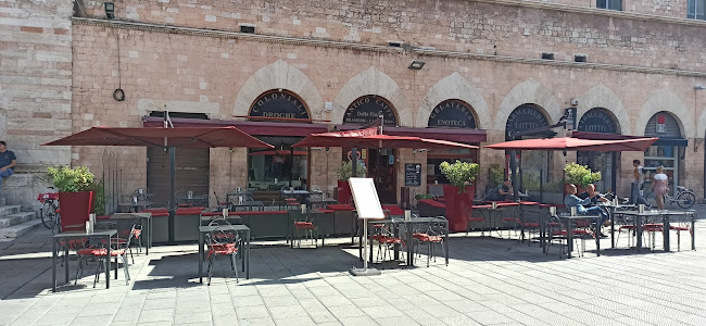 Opinii despre Antico Caffè della Piazza în Foligno - Ristorazione
