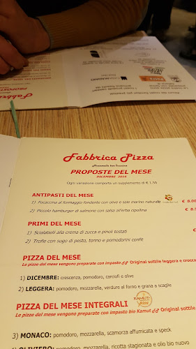 Opinii despre Pizzeria Fabbrica Pizza - Busto Arsizio în Busto Arsizio - Ristorazione