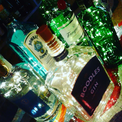 Interno Divino - enoteca con caffetteria