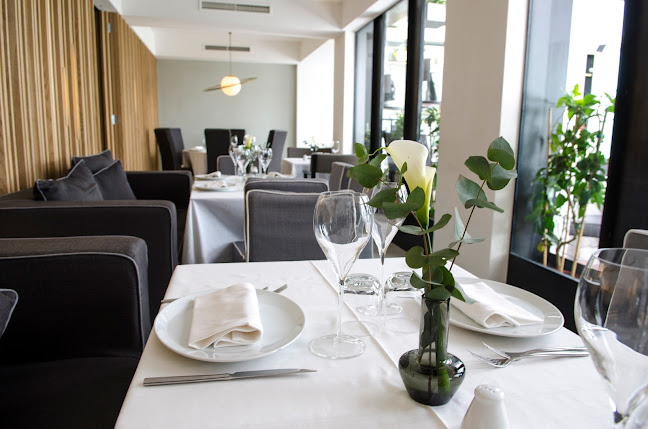 P.zza Vittoria, 1, 80121 Napoli NA