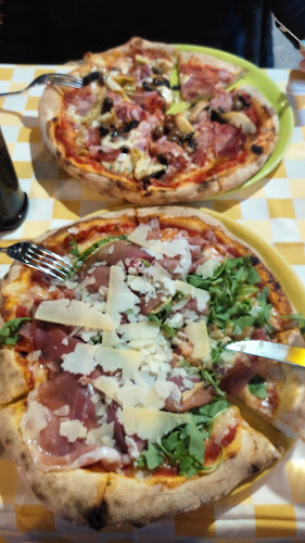 Opinii despre Pizzeria Naturale în Milano - Ristorazione