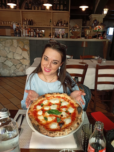 Opinii despre Al Caminetto Ristorante Pizzeria în Mozzanica - Ristorazione